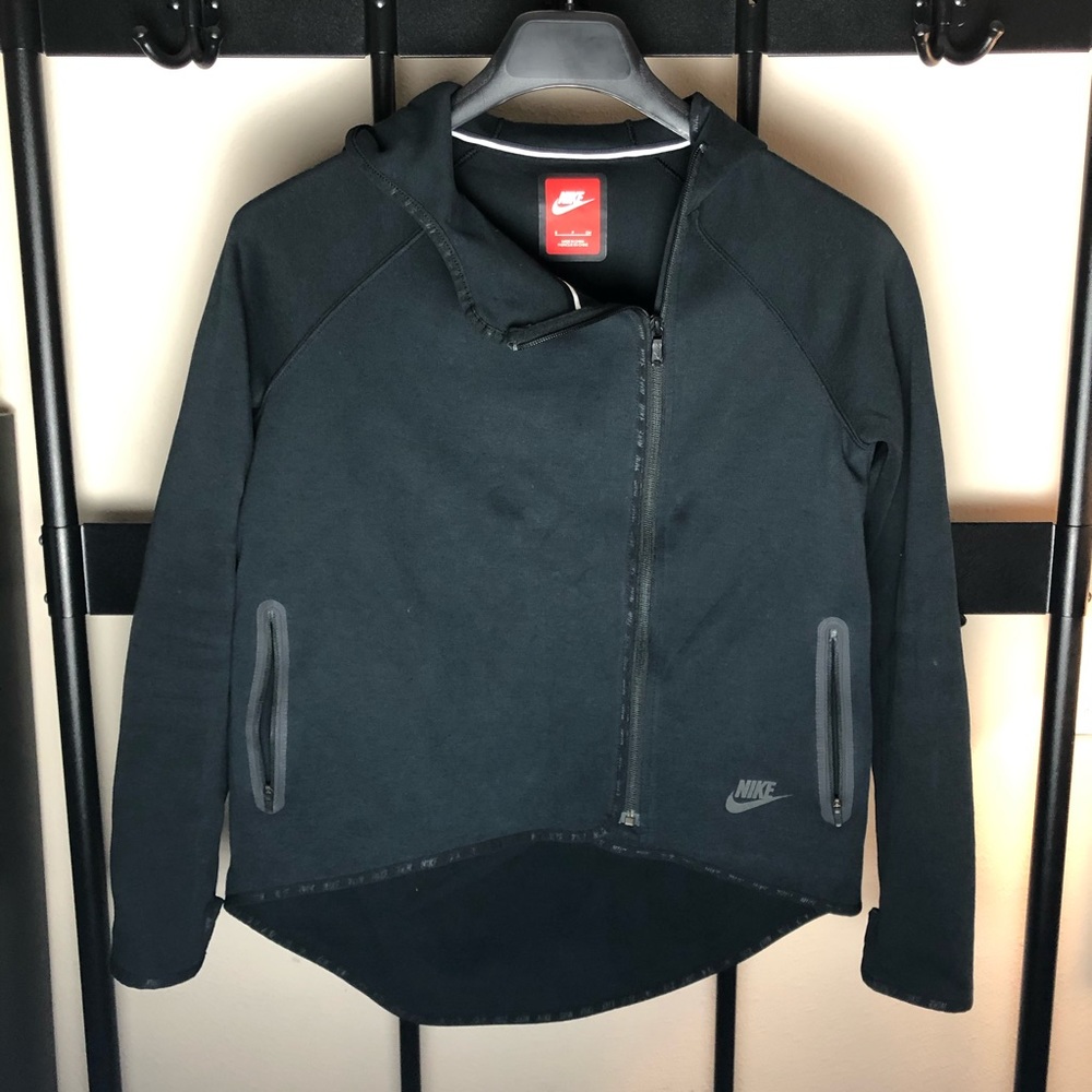 Nike Tech Cape Hoodie
